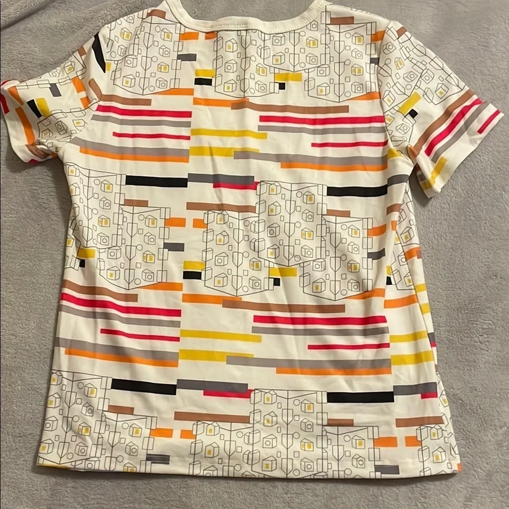 Abstract Patterned T-Shirt - Picture 2 of 5